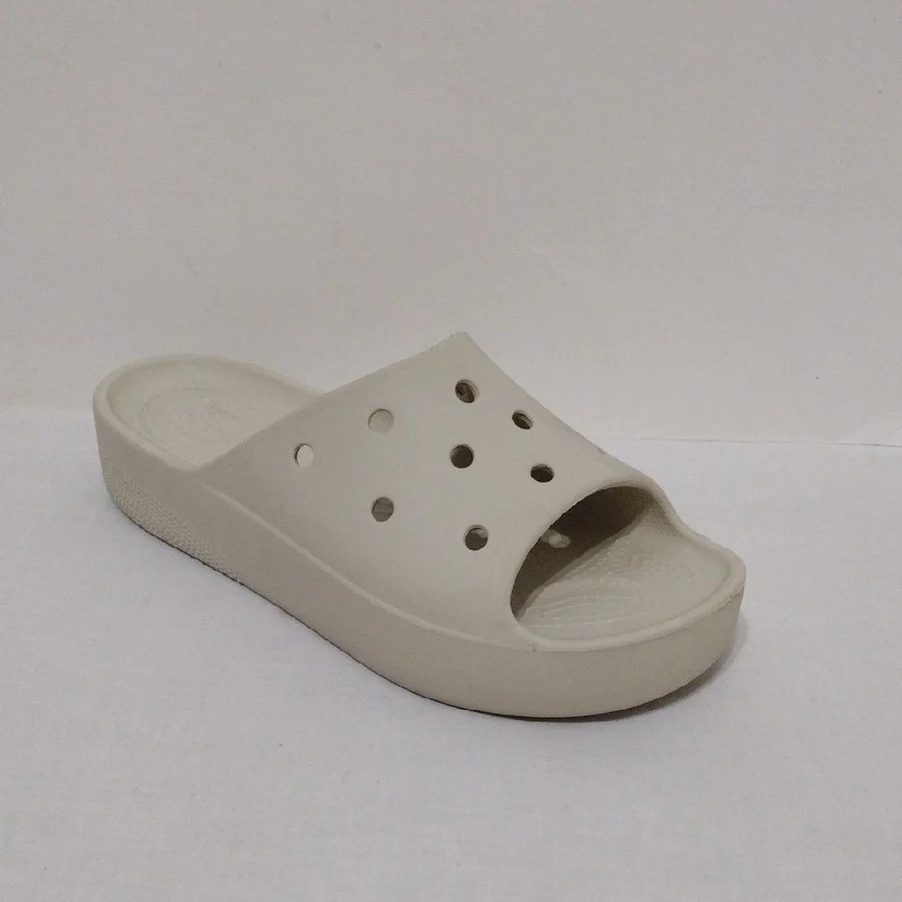 Crocs Classic Platform Slide Sandals Open Toe Lightweight Comfort US 8 Casual